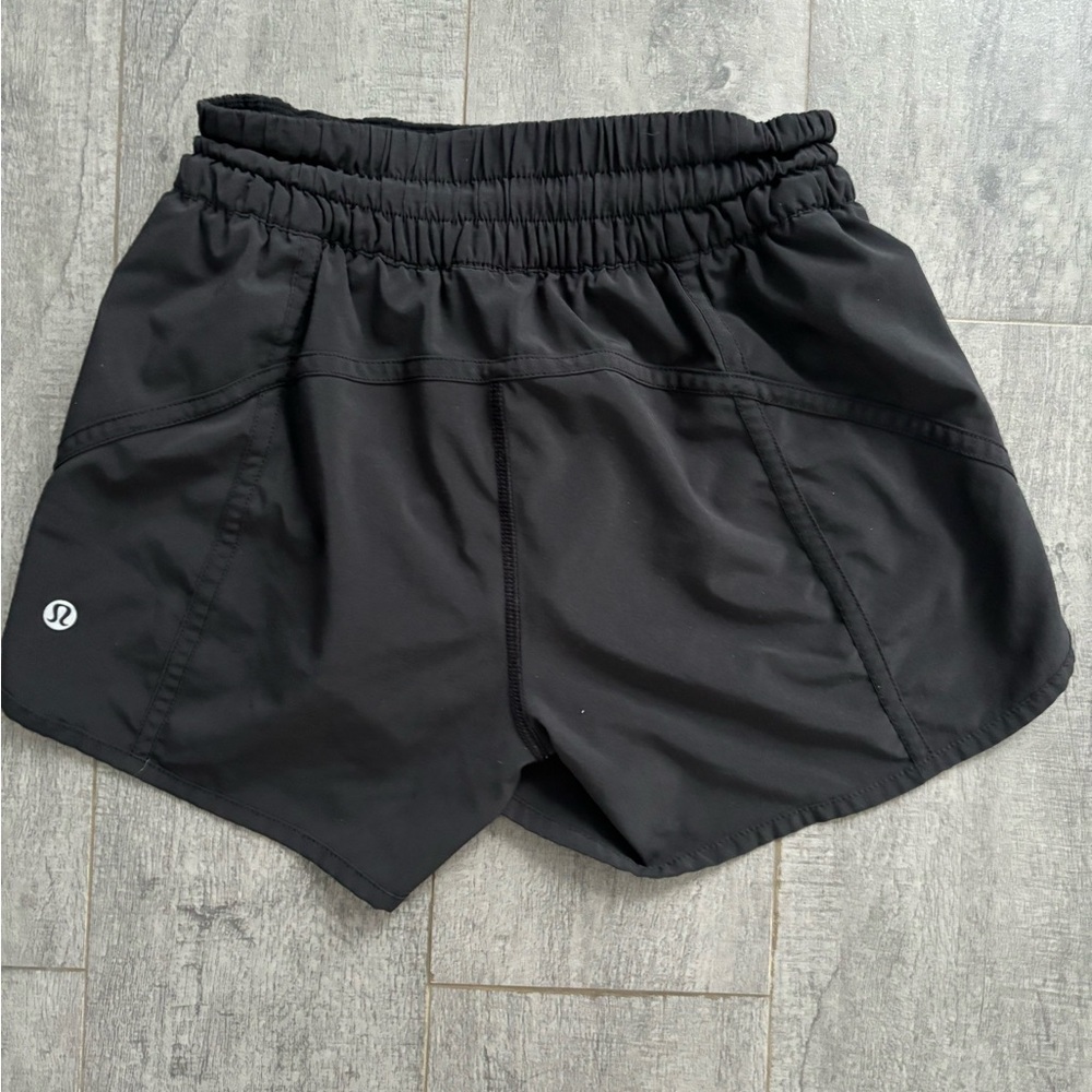 Lululemon black tracker shorts